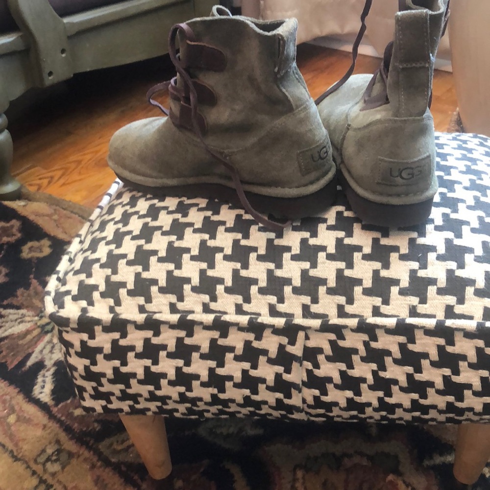 Olive green and leather Ugg’s
